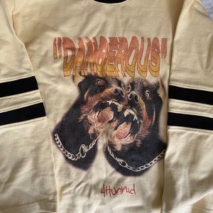 4 humid dangerous crew neck